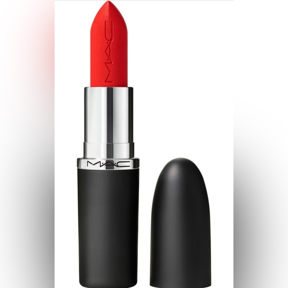 New "Lady Danger" MACximal silky matte lipstick - Picture 4 of 9